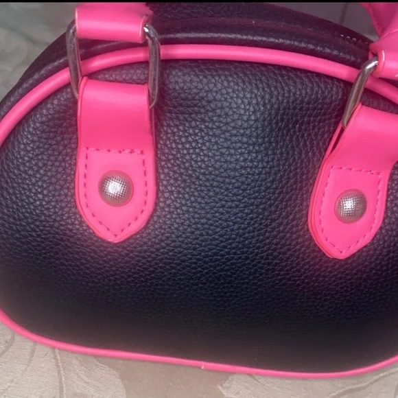 Cross bag - Picture 3 of 4